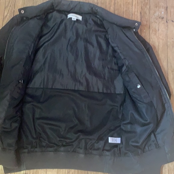 ❌❌SOLD❌❌Men’s Black Calvin Klein Cargo Jacket - Picture 5 of 5